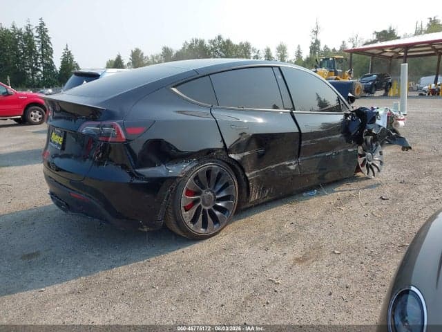 2023 TESLA MODEL Y PERFORMANCE DUAL MOTOR ALL-WHEEL DRIVE 4