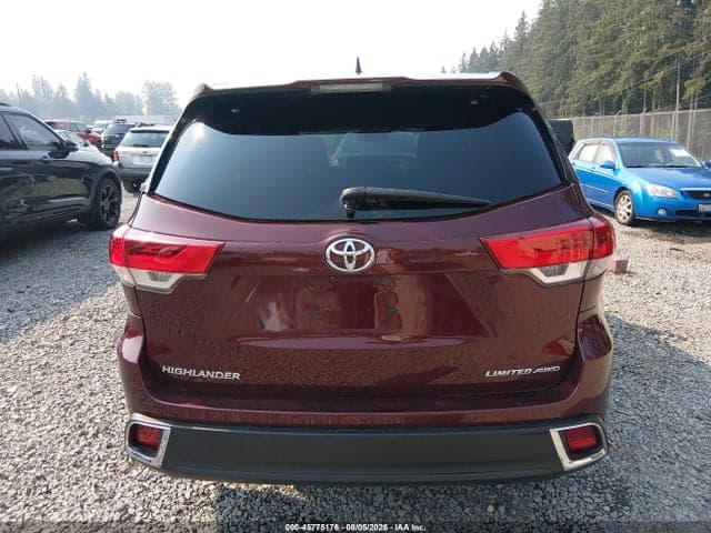 2018 TOYOTA HIGHLANDER LIMITED PLATINUM 16