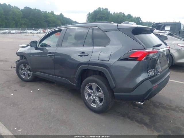 2025 TOYOTA RAV4 XLE 3