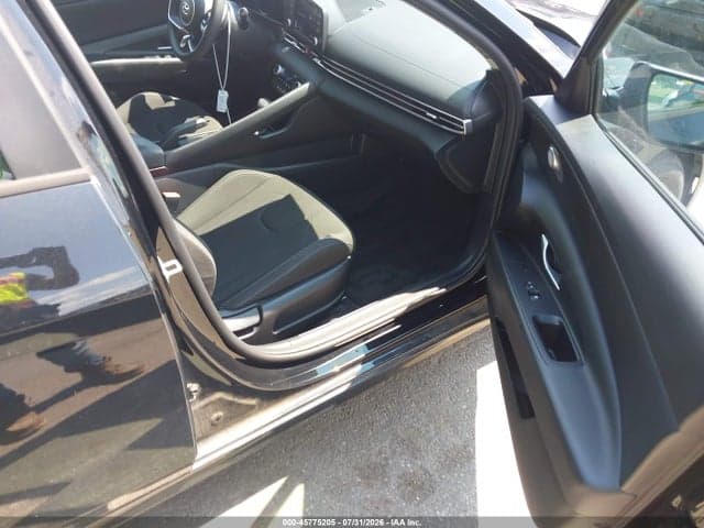 2023 HYUNDAI ELANTRA SEL 5