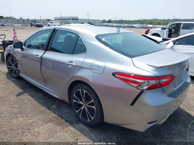 2019 TOYOTA CAMRY SE 3