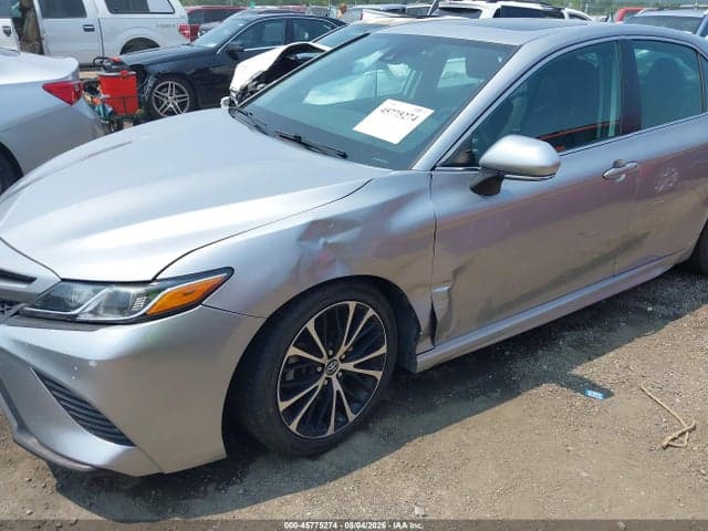 2019 TOYOTA CAMRY SE 6