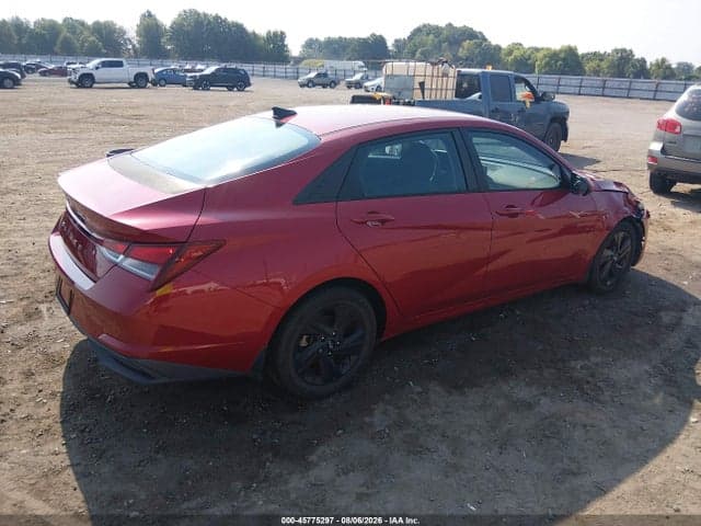 2021 HYUNDAI ELANTRA SEL 4