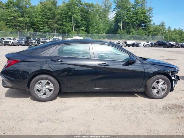 2026 HYUNDAI ELANTRA SE 14