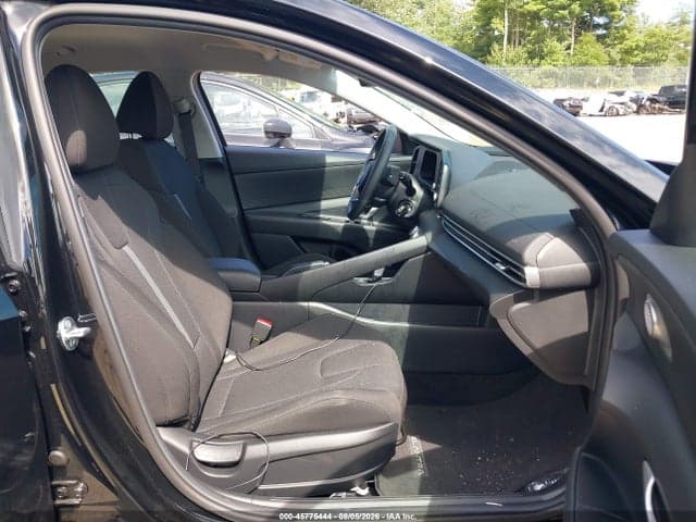 2026 HYUNDAI ELANTRA SE 5