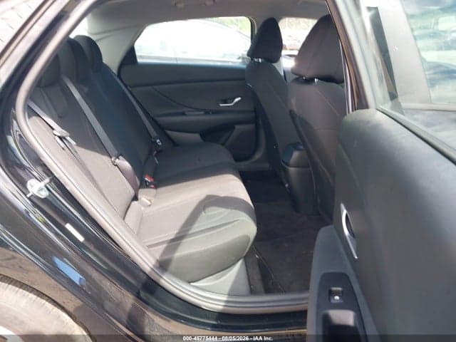 2026 HYUNDAI ELANTRA SE 8