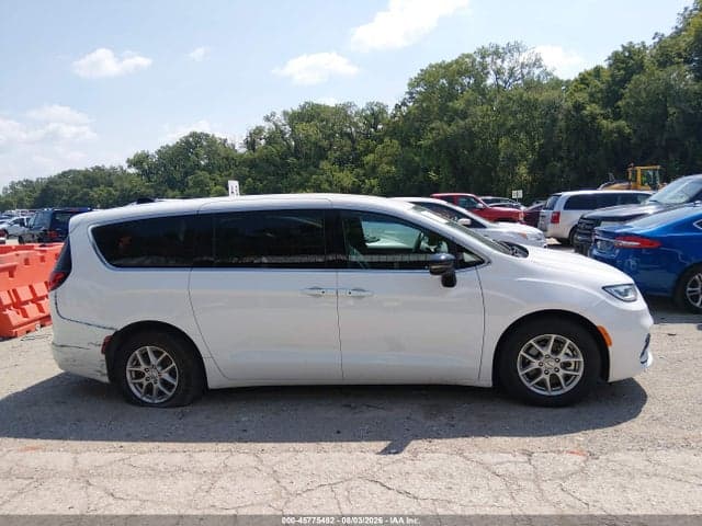 2025 CHRYSLER PACIFICA SELECT 14
