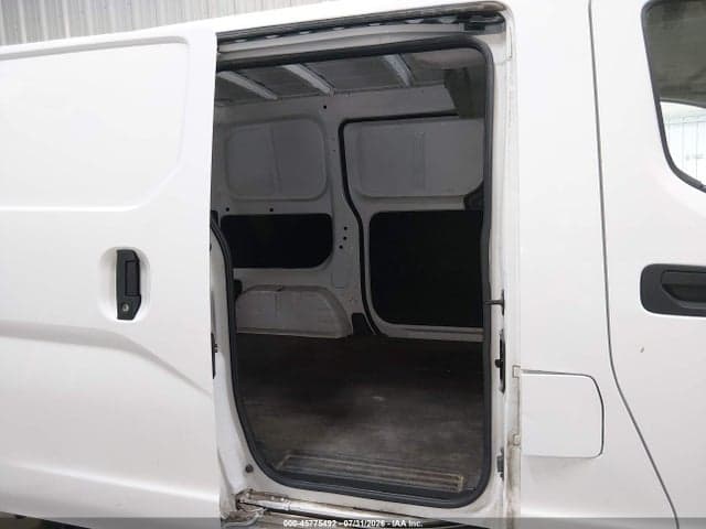 2019 NISSAN NV200 SV 8
