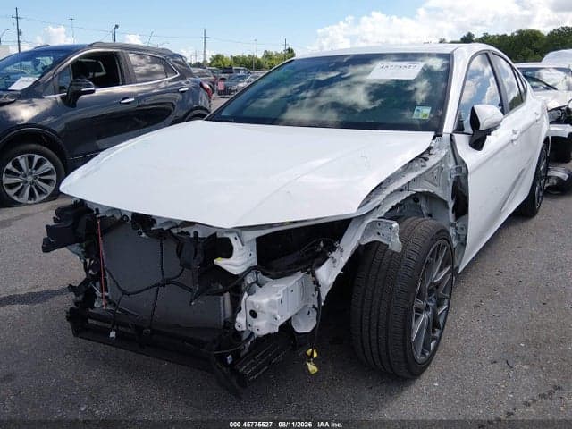 2026 TOYOTA CAMRY SE 2