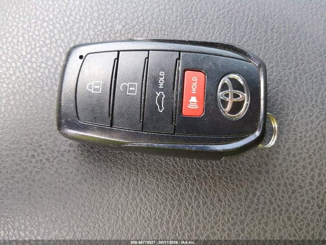 2026 TOYOTA CAMRY SE 11