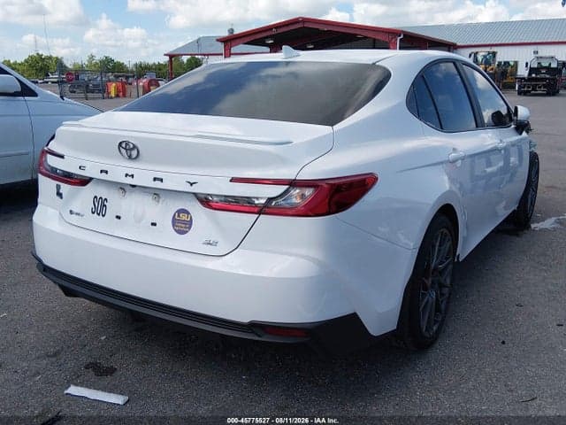 2026 TOYOTA CAMRY SE 4