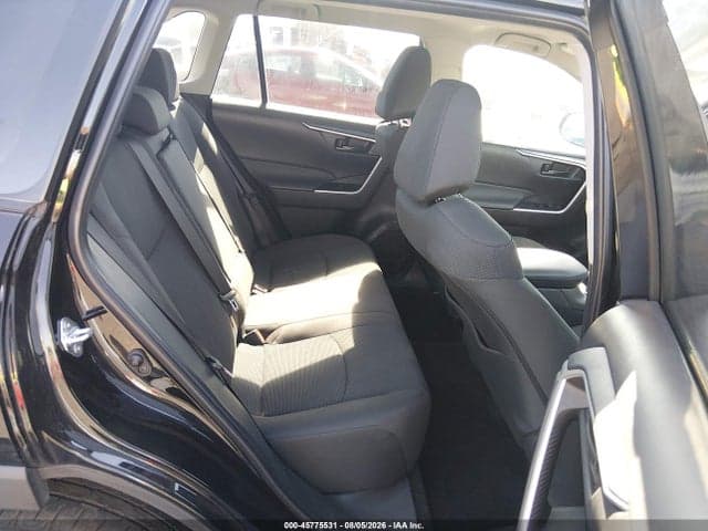 2025 TOYOTA RAV4 LE 8