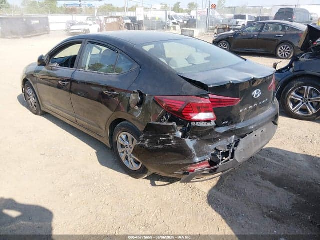 2019 HYUNDAI ELANTRA SE 3