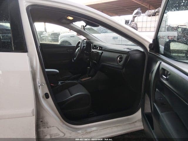 2019 TOYOTA COROLLA SE 5