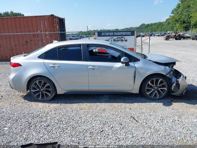 2020 TOYOTA COROLLA SE 13