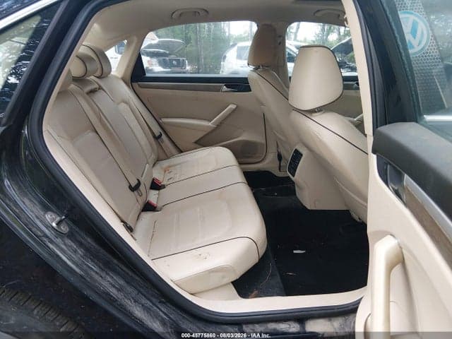 2017 VOLKSWAGEN PASSAT 1.8T SE 8