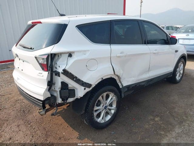 2017 FORD ESCAPE SE 4