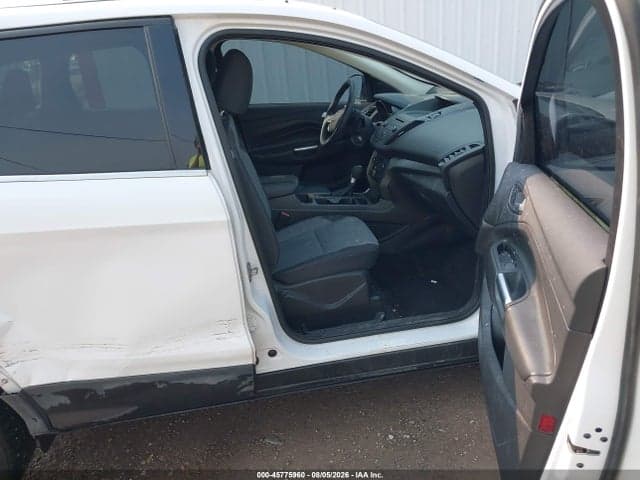 2017 FORD ESCAPE SE 5