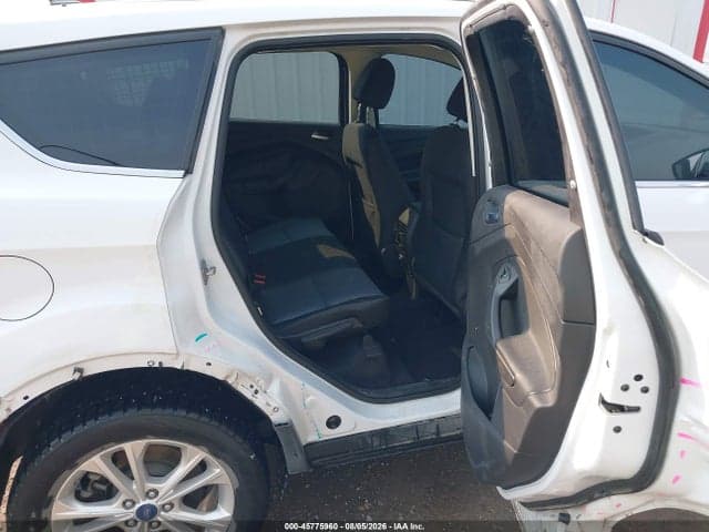 2017 FORD ESCAPE SE 8