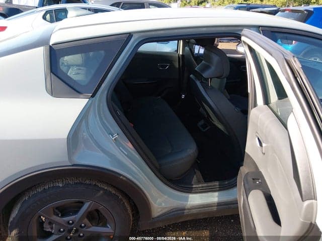 2025 KIA K4 LXS 8