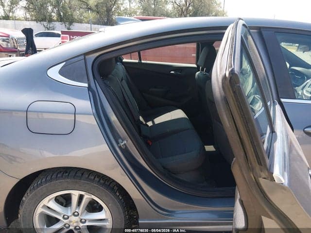 2018 CHEVROLET CRUZE LT MANUAL 8