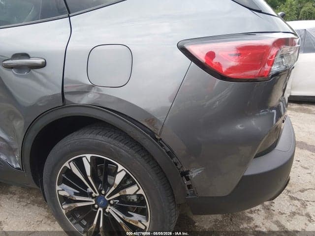 2022 FORD ESCAPE SEL 20