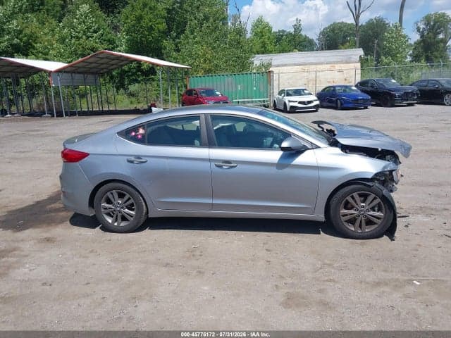 2017 HYUNDAI ELANTRA SE 14