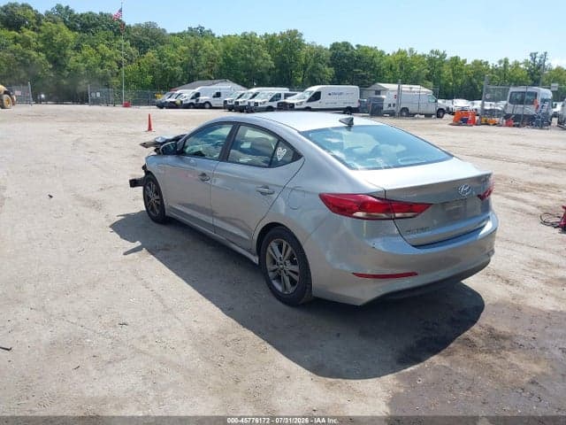 2017 HYUNDAI ELANTRA SE 3