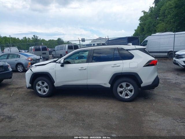 2019 TOYOTA RAV4 HYBRID XLE 14