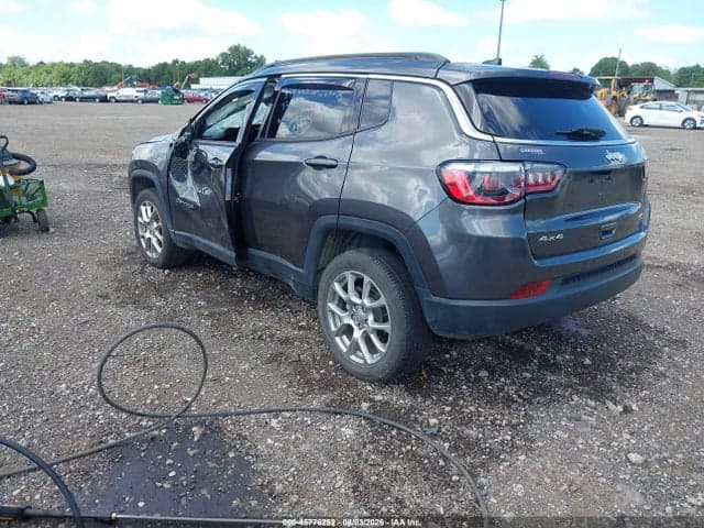 2022 JEEP COMPASS LATITUDE LUX 4X4 3