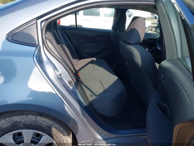 2024 TOYOTA COROLLA LE 8