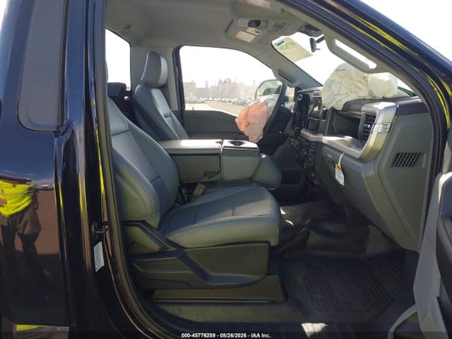 2024 FORD F-350 XL 5