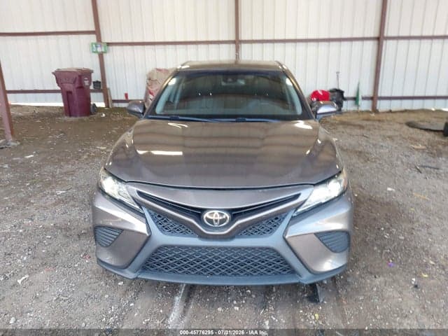 2020 TOYOTA CAMRY SE 12