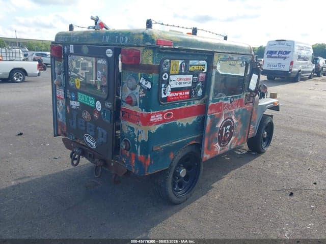 1969 KAISER JEEP DJ5A 4