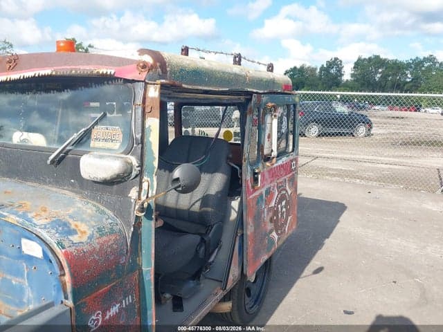 1969 KAISER JEEP DJ5A 6