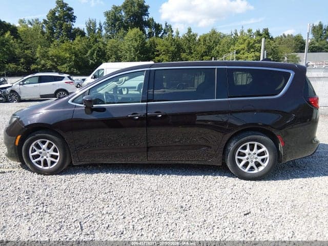 2017 CHRYSLER PACIFICA LX 14