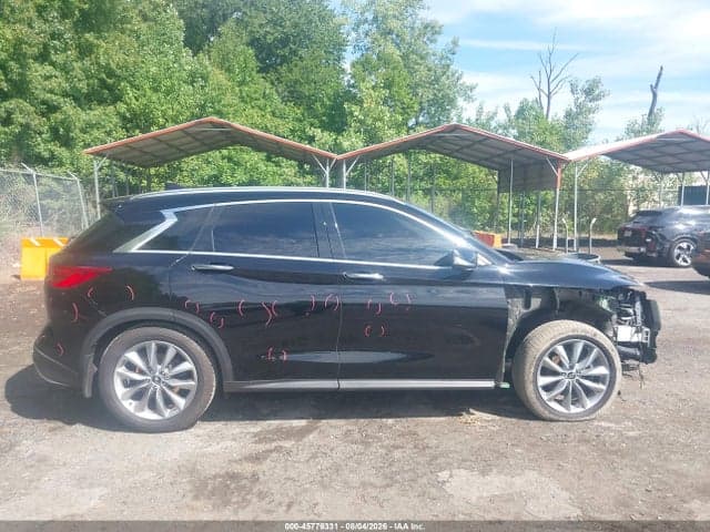 2019 INFINITI QX50 LUXE 14