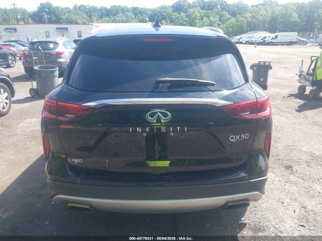 2019 INFINITI QX50 LUXE 17