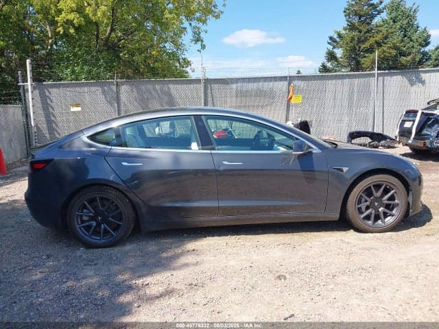 2018 TESLA MODEL 3 LONG RANGE/PERFORMANCE 14