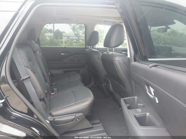 2025 NISSAN PATHFINDER PLATINUM 4WD 8