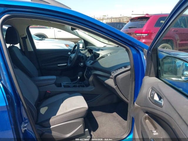 2017 FORD ESCAPE SE 5