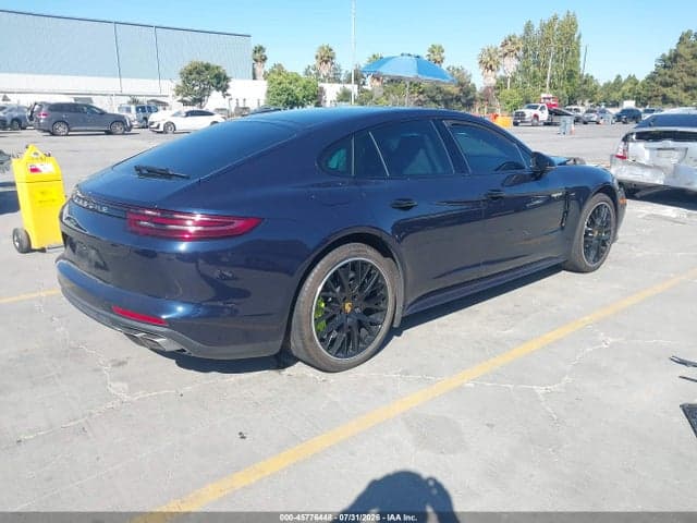 2018 PORSCHE PANAMERA E-HYBRID TURBO S 4