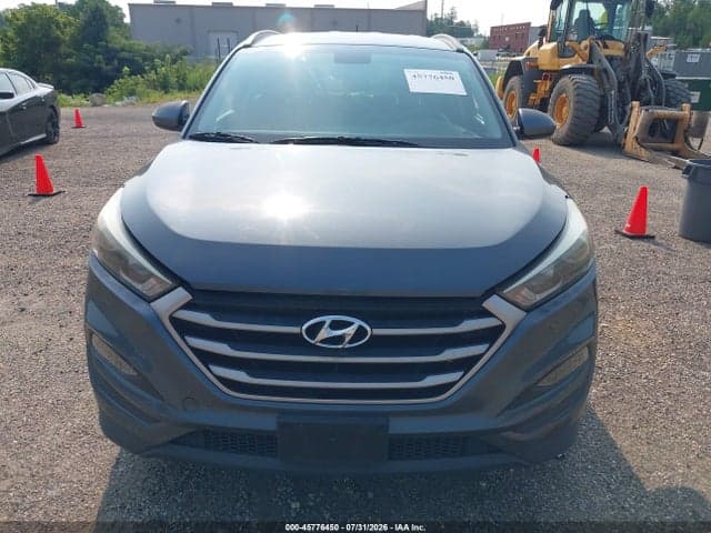 2017 HYUNDAI TUCSON SE 12