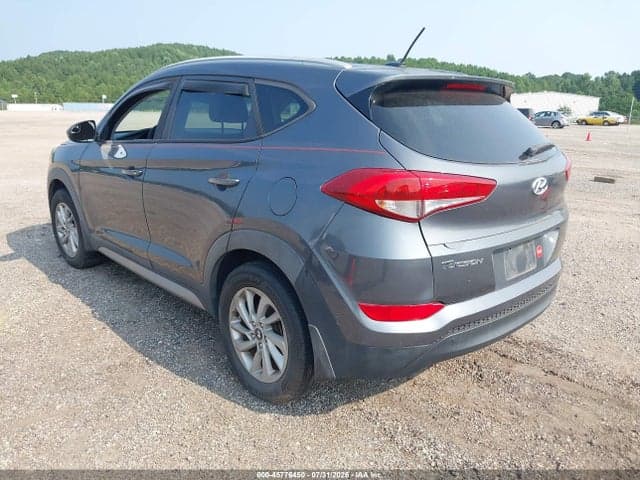 2017 HYUNDAI TUCSON SE 3