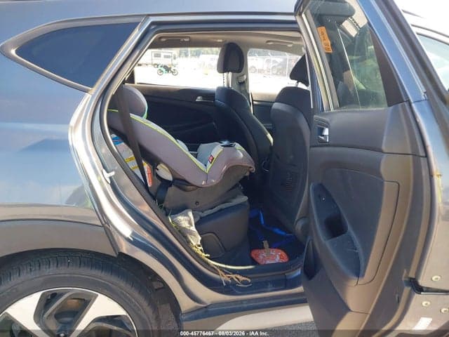 2018 HYUNDAI TUCSON VALUE 8