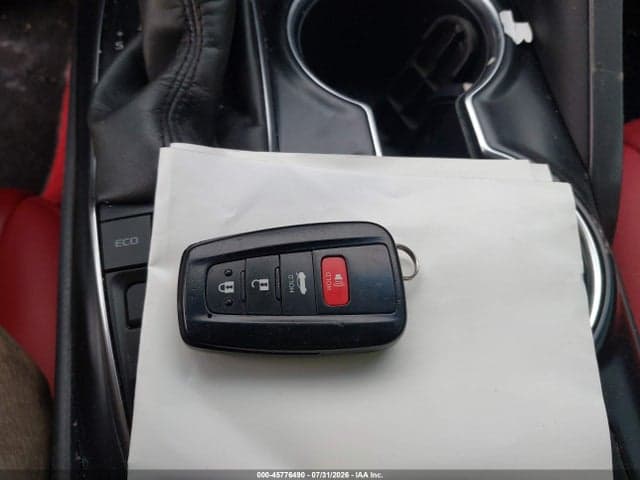 2018 TOYOTA CAMRY XSE 11