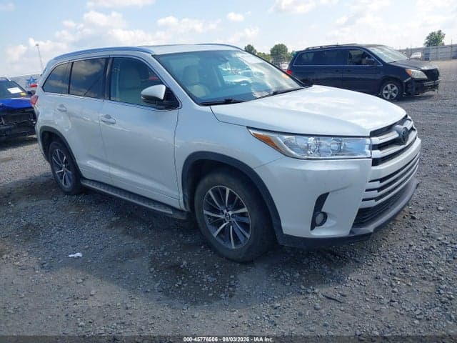 2017 TOYOTA HIGHLANDER XLE - 1