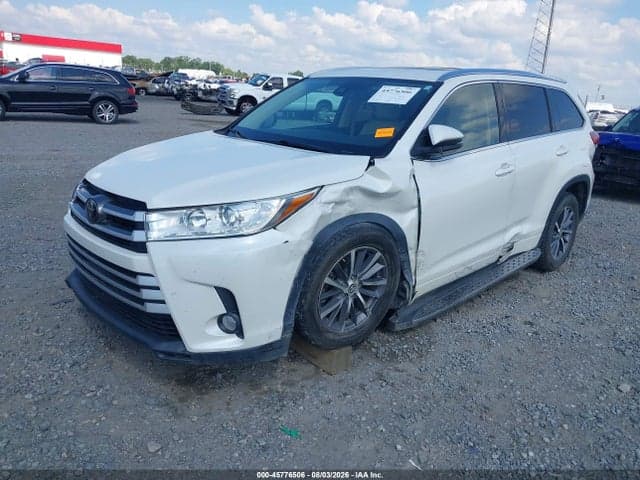 2017 TOYOTA HIGHLANDER XLE 2