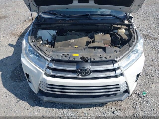 2017 TOYOTA HIGHLANDER XLE 10