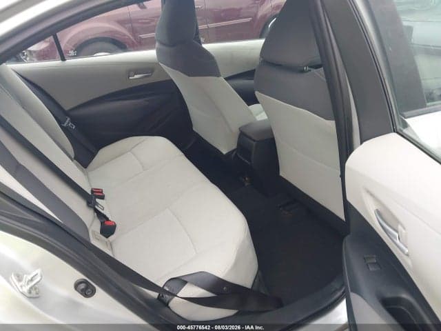 2020 TOYOTA COROLLA L 8